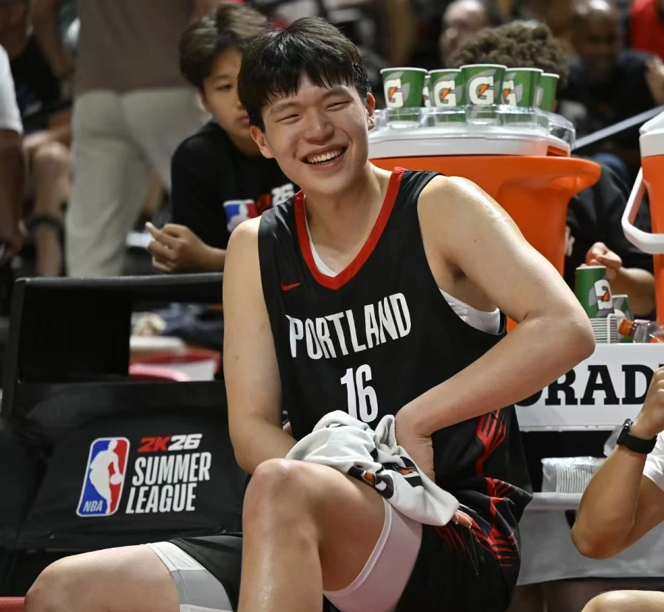 NBA常规赛赛程吃紧，波特兰开拓者国际比赛日强势反弹，更衣室稳定，阵容厚度经受考验的简单介绍